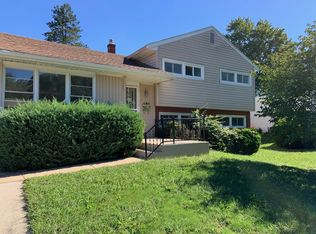 149 S Shelley Dr, Claymont, DE 19703