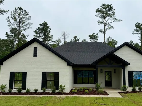 11962 Meadowview Dr, Northport, AL 35475