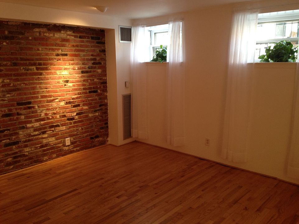 Living/Dining Area