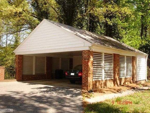 2nd image of 4201 Belvoir Dr