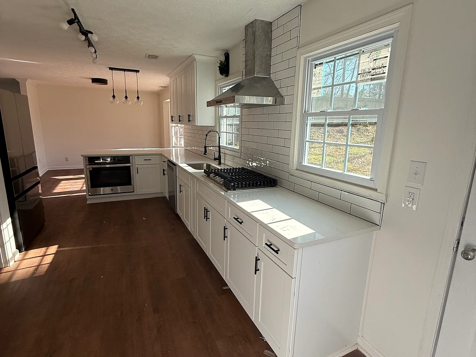 2 bed, 2.5 bath, 1650 sqft, $1,750 — Photo 1
