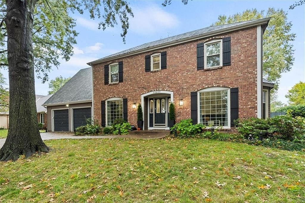 13200 W 77th Ter, Lenexa, KS 66216 | Zillow