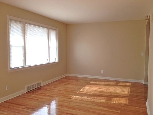 1st image of 1237 Waldorf Dr