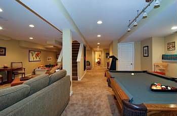 2nd image of 1792 Clendenin Ln