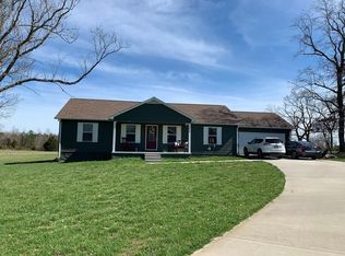 324 Valley Pointe Dr, Baxter, TN 38544