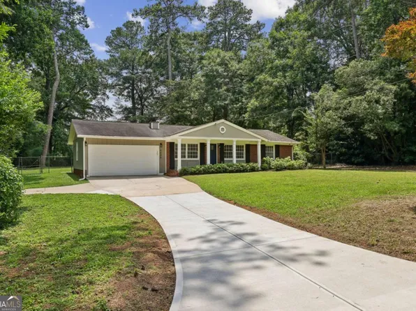 4045 Cimarron Dr, Clarkston, GA 30021