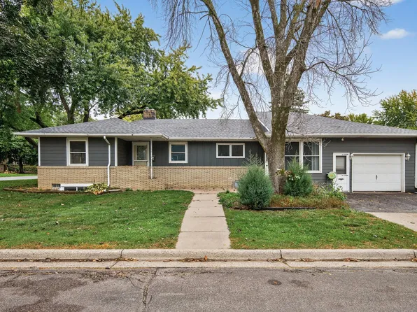 1172 Ottawa Ave, West Saint Paul, MN 55118