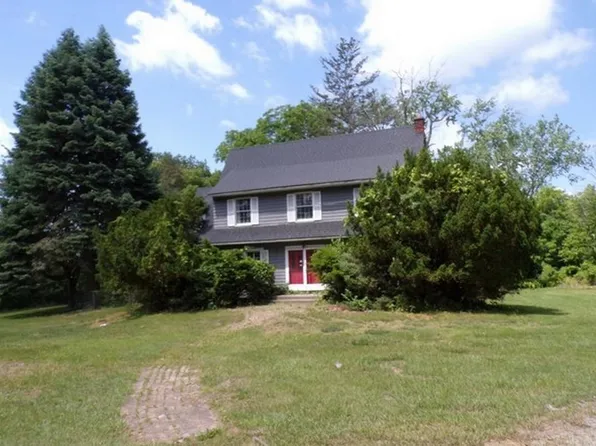 1855 N Center Rd, Saginaw, MI 48638