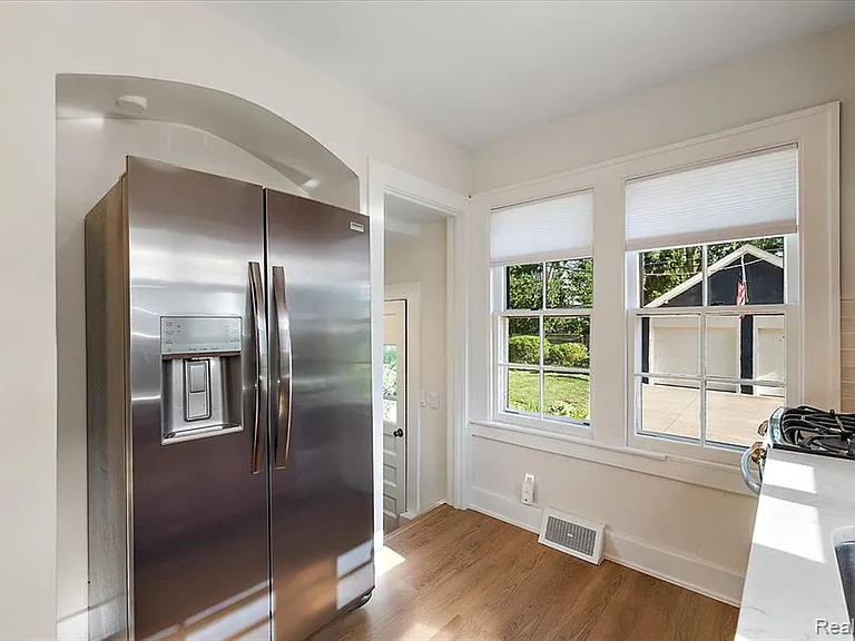 2136 Dorchester Rd — Photo 26
