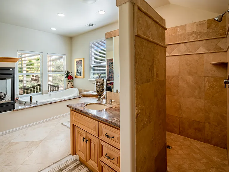 N Refugio Rd — Photo 14