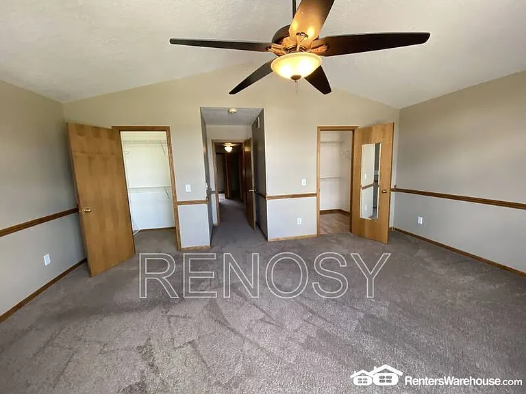 737 Kitterman Cir — Photo 8