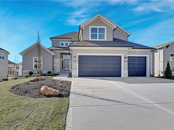 15387 W 161st Ter, Olathe, KS 66062