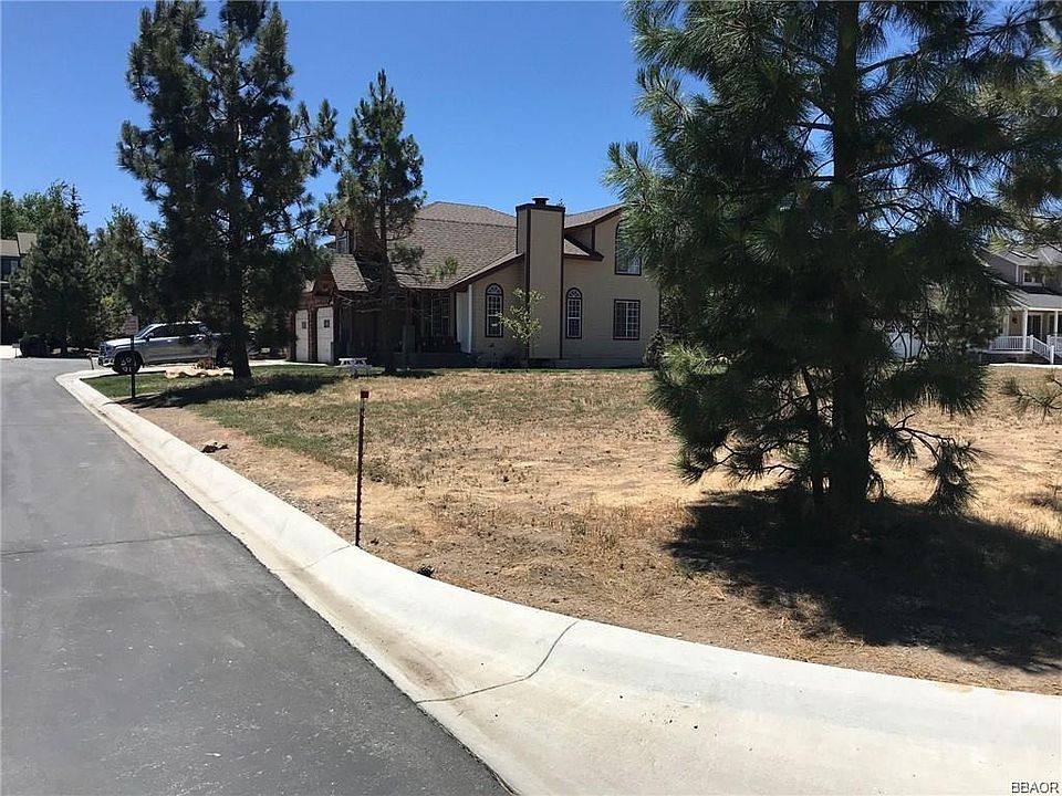 1st image of 296 Meadow Circle Dr