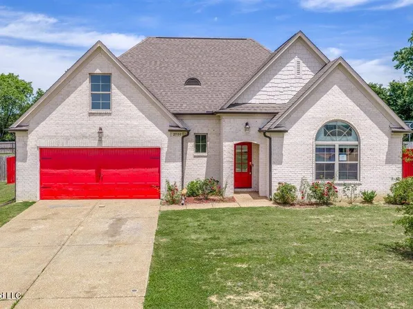 2500 Shelburne Ln E, Southaven, MS 38672