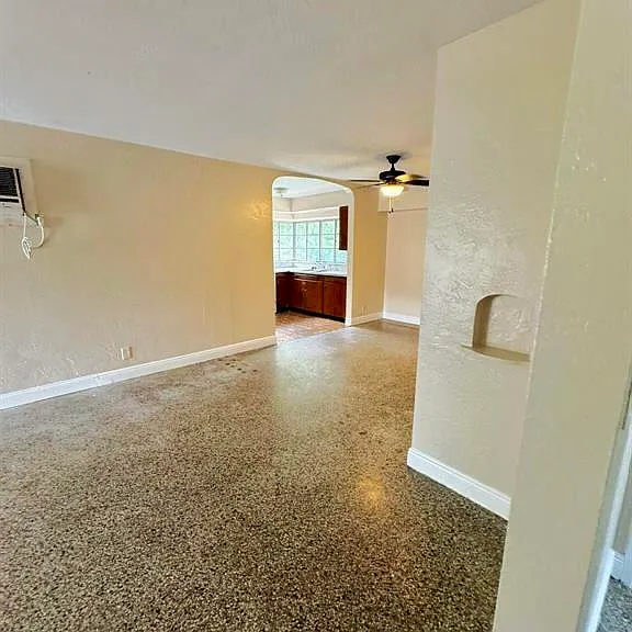 2531 Pierce St — Photo 3