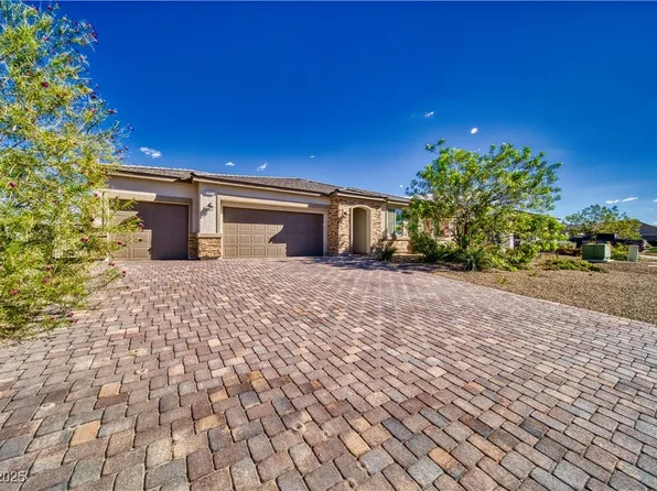 6431 Sundance St, Pahrump, NV 89061