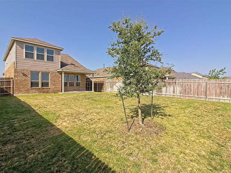 5610 Wolf Pack Dr — Photo 29