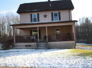 17 Dusty Ln, Grove City, PA 16127