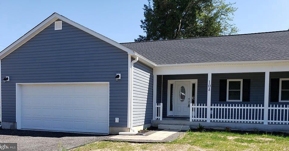 2nd image of 321 Little Kidwell Ave