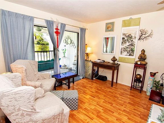 4th image of 1051 Palm Ave APT 121