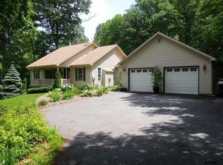 1388 Mount Carmel Rd, Orrtanna, PA 17353