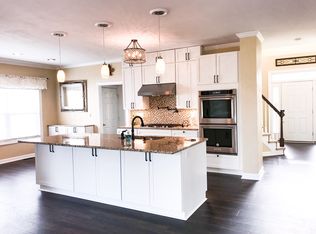 2528 Carolina Rd, Chesapeake, VA 23322