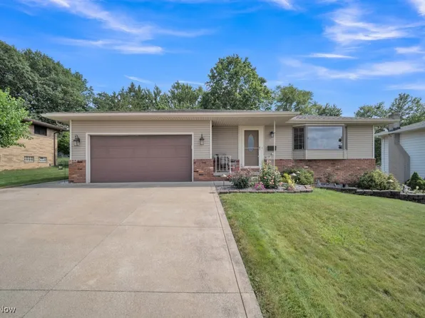 4021 Tamarack Dr, Parma, OH 44134