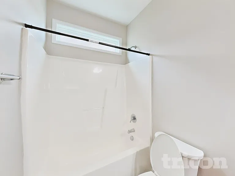 2403 King Malcolm Ln — Photo 14