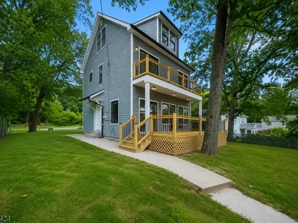 32 Alpine Dr, Jefferson Twp., NJ 07849
