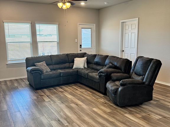 3rd image of 7103 Luella Dr