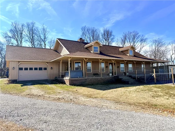 301 & 491 Madison St #8520, Huntsville, AR 72740