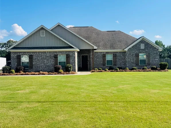 474 County Road 40, Deatsville, AL 36022