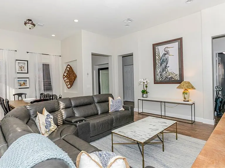 5104 Salerno St — Photo 9