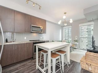 4055 Parkside Village Dr #1917, Mississauga, ON L5B 0K8