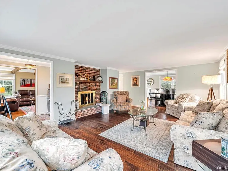 807 Union Ave — Photo 4