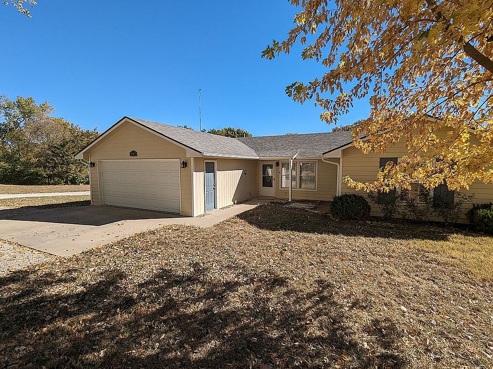 2104 S Shore Dr, Vassar, KS 66543 Zillow