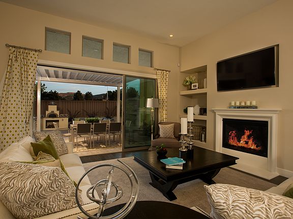 Seamless Transitions Between Indoor Outdoor