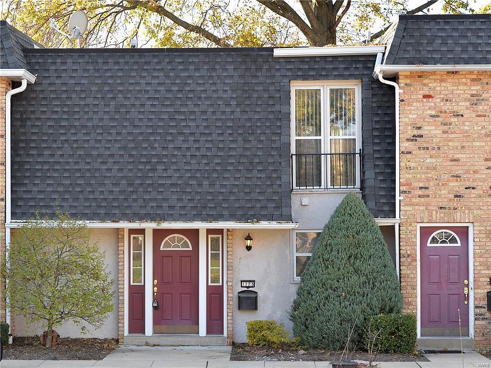 1st image of 1123 Town And 4 Parkway Dr