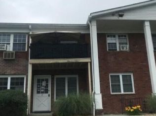 8 Colonial Rd #8A, Beacon, NY 12508