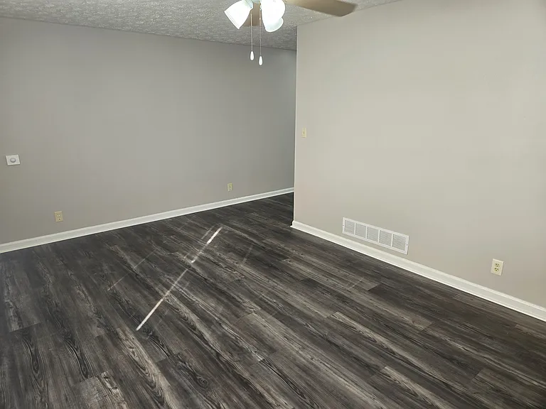 15 Steele Dr #A — Photo 7