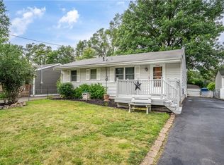 2920 E 36th St, Des Moines, IA 50317