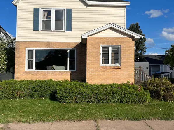814 N Maple St, Ishpeming, MI 49849