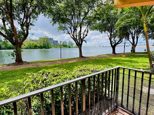 4805 NW 7th St, Miami, FL