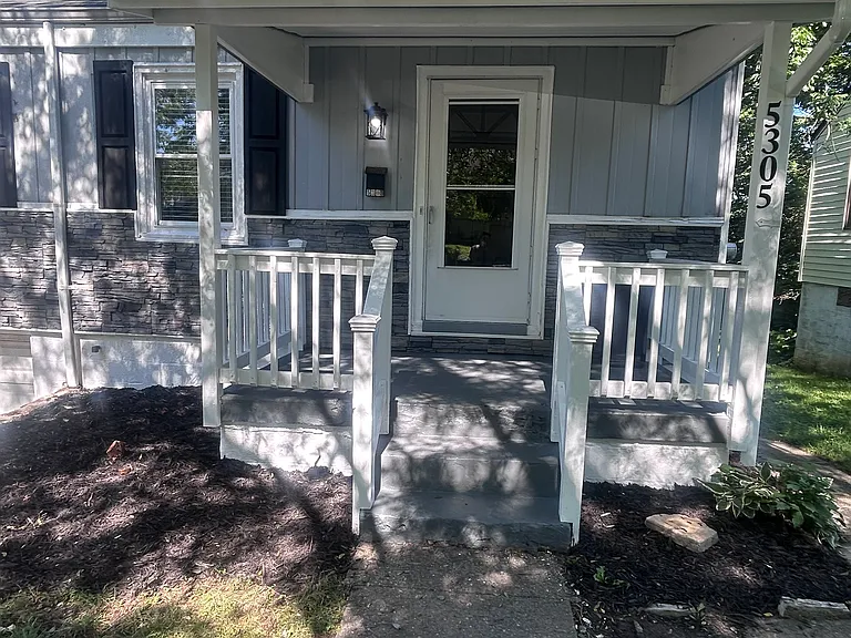 5305 Charloe St — Photo 2