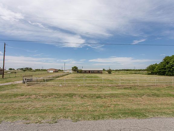 3rd image of 1759 Bailey Rd