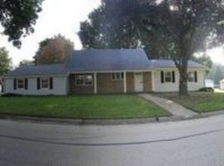 1722 17th Ave, Sterling, IL 61081