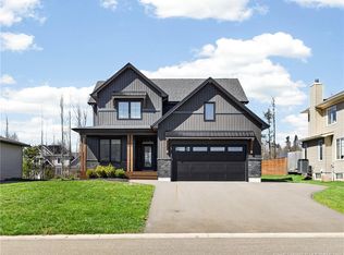 77 Bouchard St, Dieppe, NB E1A 9T9