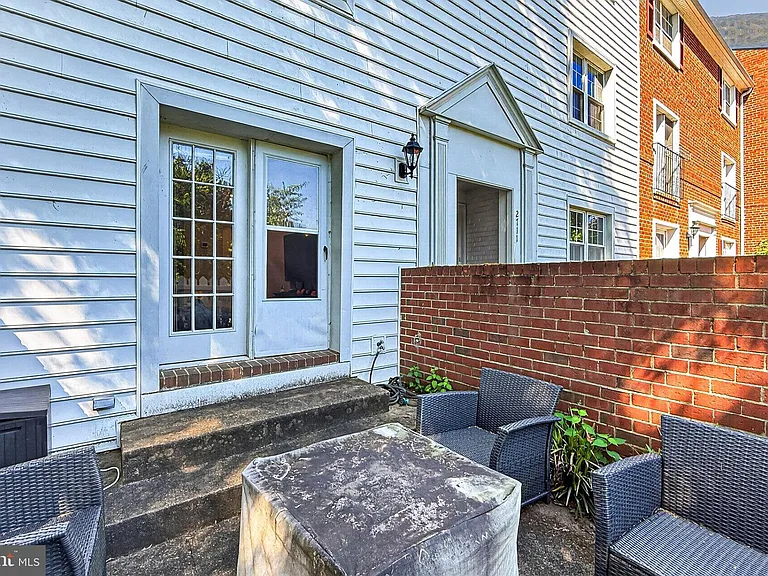 2711 S Walter Reed Dr #A — Photo 29