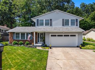 1430 Sanford St, Vermilion, OH 44089