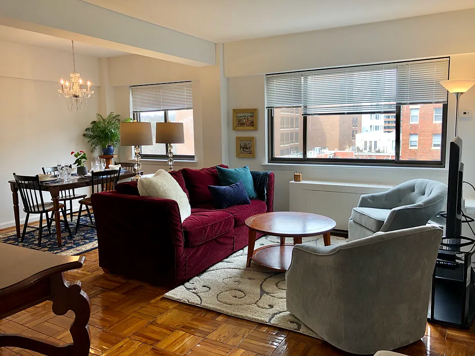 Staged 770 sq ft One Bedroom Apt.